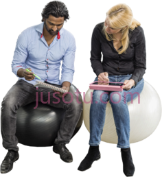 夫妇坐在一起工作PNG